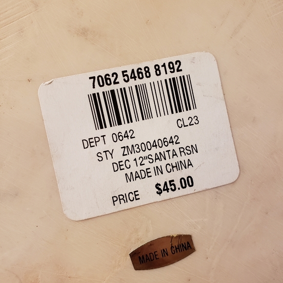 Santa Clause Resin Statue Christmas Decor. - Picture 2 of 7